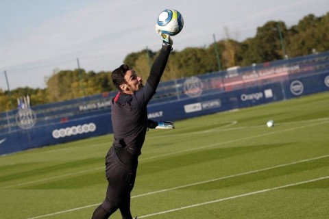 GOLEIRO DO PSG SEGUE EM ESTADO GRAVE