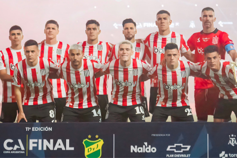 ESTUDIANTES VENCE DEFENSA Y JUSTICIA E CONQUISTA COPA ARGENTINA