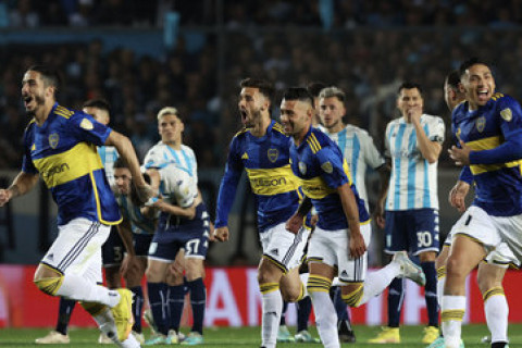 BOCA JUNIORS VENCE RACING NAS DISPUTAS DE PÊNALTIS E ESTÁ NA SEMIFINAL